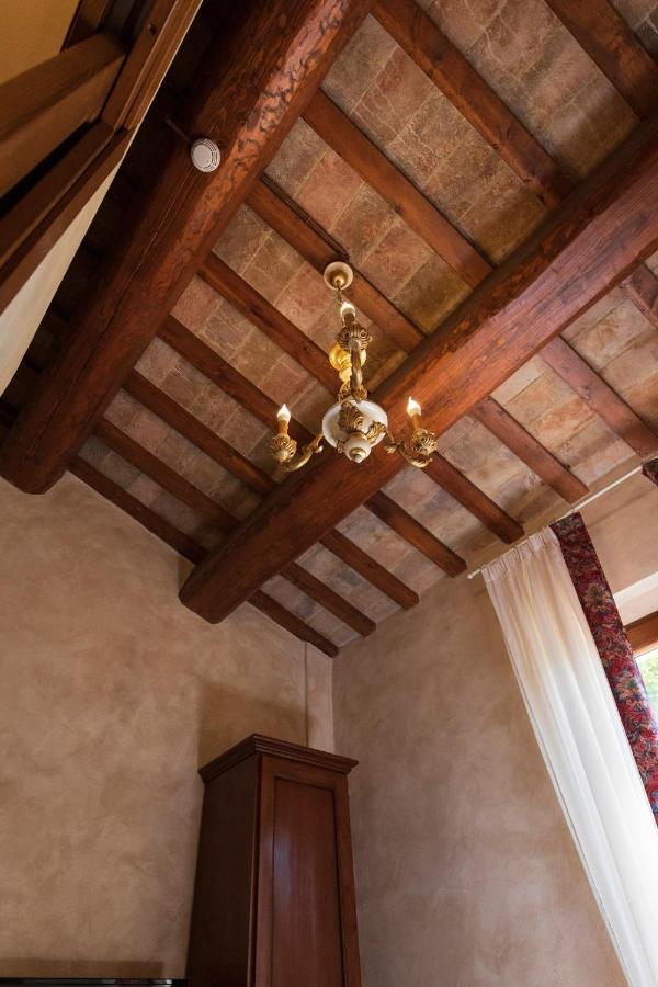 Locanda Di Montegiove Fano Buitenkant foto